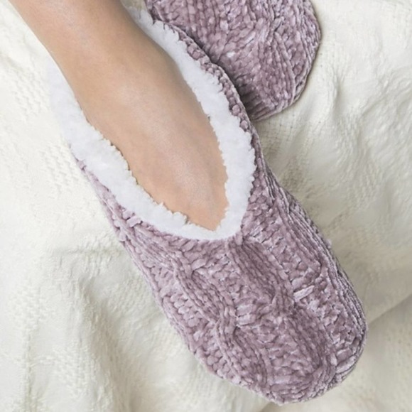 NEW Mauve Cable Knit Fur Lined Slipper Socks - Picture 4 of 4